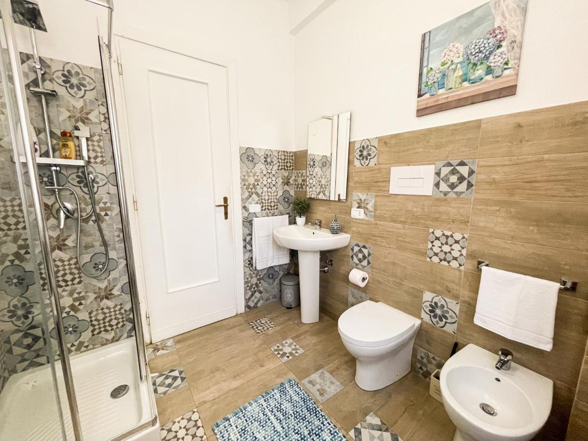 Al Politeama Rooms B&B Palermo Exteriör bild