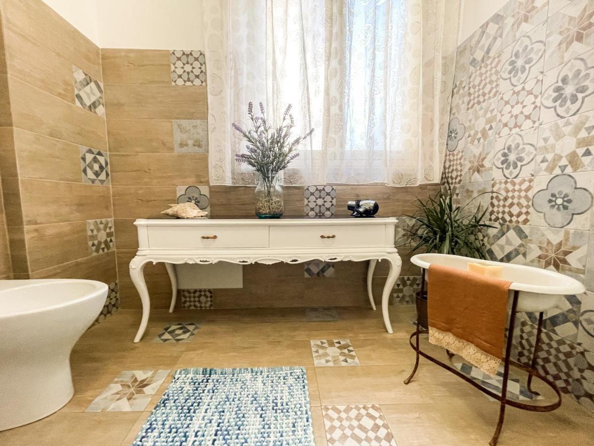 Al Politeama Rooms B&B Palermo Exteriör bild